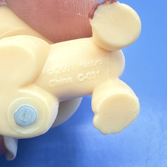 Littlest Pet Shop 744 Tan Brown German Shepherd Dog Blue Diamond Eyes - Picture 6 of 7